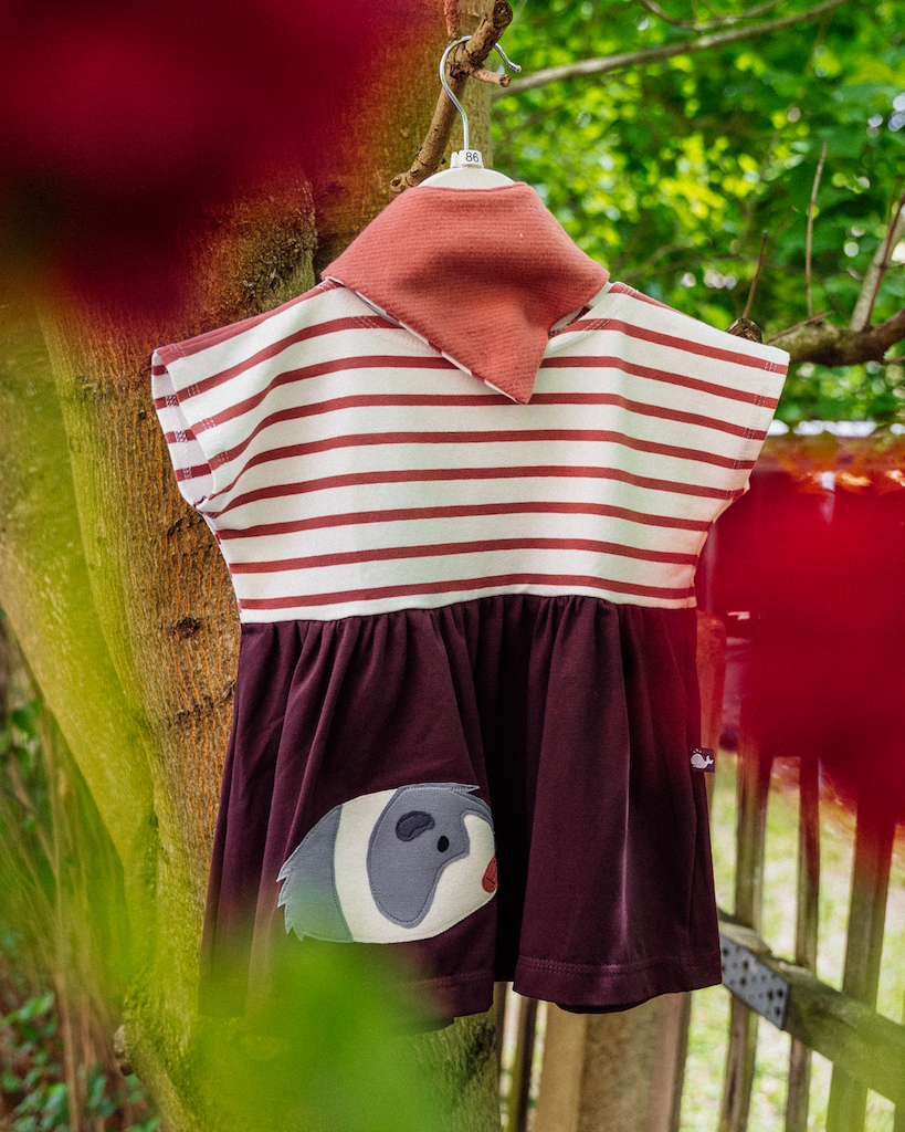 Baby Sommerkleid mit Meerschweinchen aus Biobaumwolle von internaht