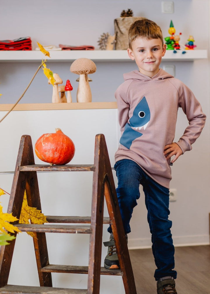 Cooler Hoodie mit Hai-Motiv für Kinder aus 100% Biobaumwolle von internaht