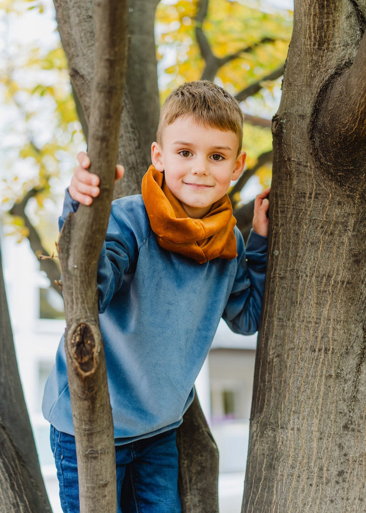 Weicher Nicki Pullover für Kinder in Taubenblau aus 100% Biobaumwolle von internaht